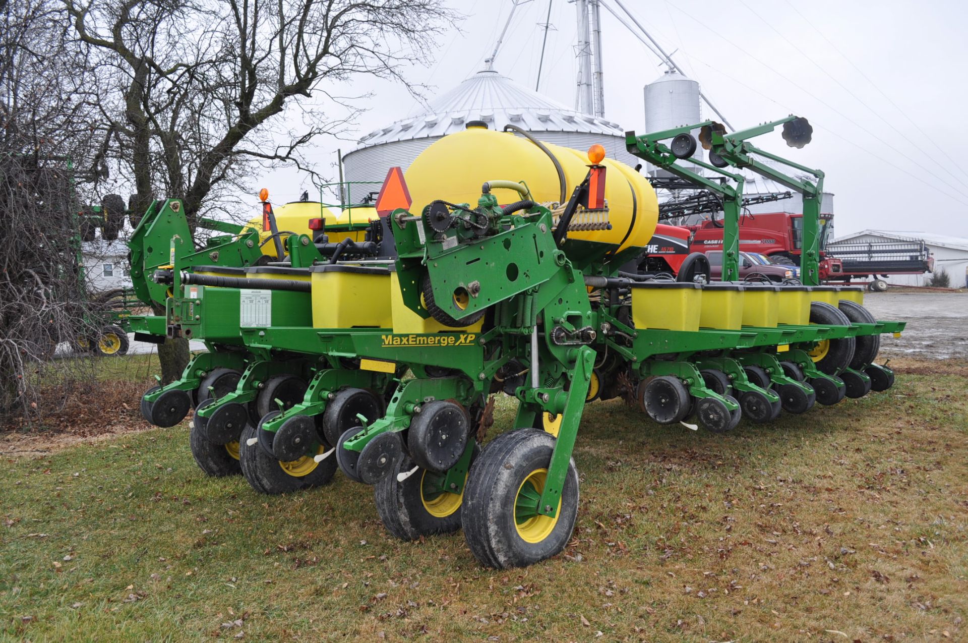 John Deere 1770 NT 16 Row Corn Planter. 30” rows, row boxes, pneumatic down pressure, - Image 3 of 20