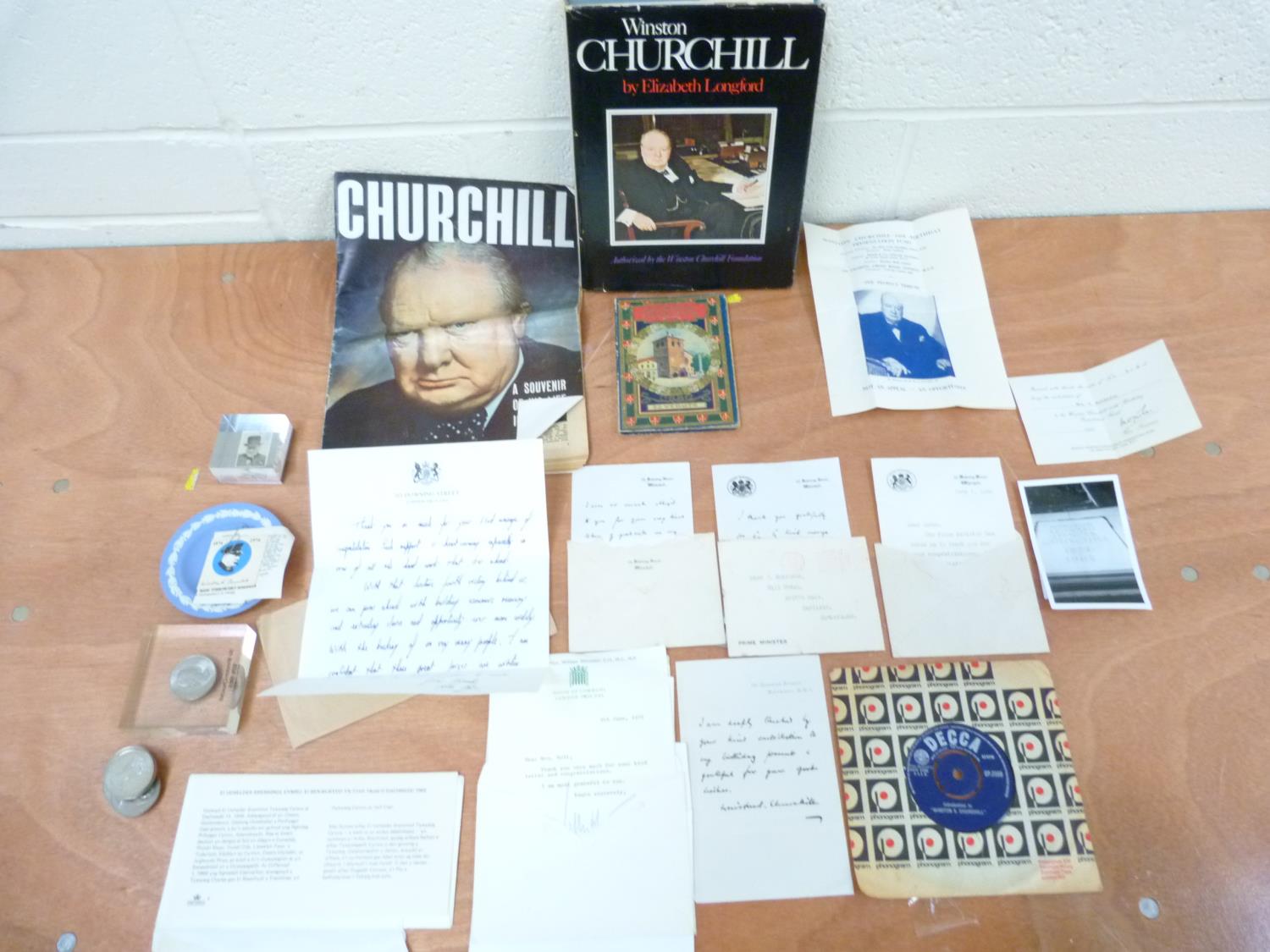 CHURCHILL W. S.  A collection of ephemera incl. coins, a Wedgwood pin tray & various other items - Image 5 of 15