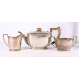 George V silver three piece tea set by Harrods Ltd. (Richard Woodman Burbridge), Sheffield 1939,