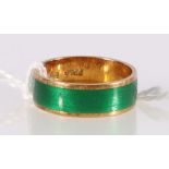 18ct gold and green enamel band ring, size L, 3.8g