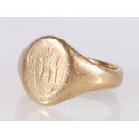 9ct gold Gent's signet ring, size Q/R, 5.6g