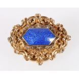 Victorian 14ct yellow gold brooch set with central lapis lazuli stone, 9.9g