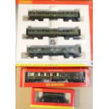 Hornby Railways OO gauge R369A train pack 3-car diesel multiple unit class 110 BR boxed, R233