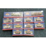 12 Bachmann Branch-Line OO gauge model railways rolling stock items including 34-253, 34-654B, 37-