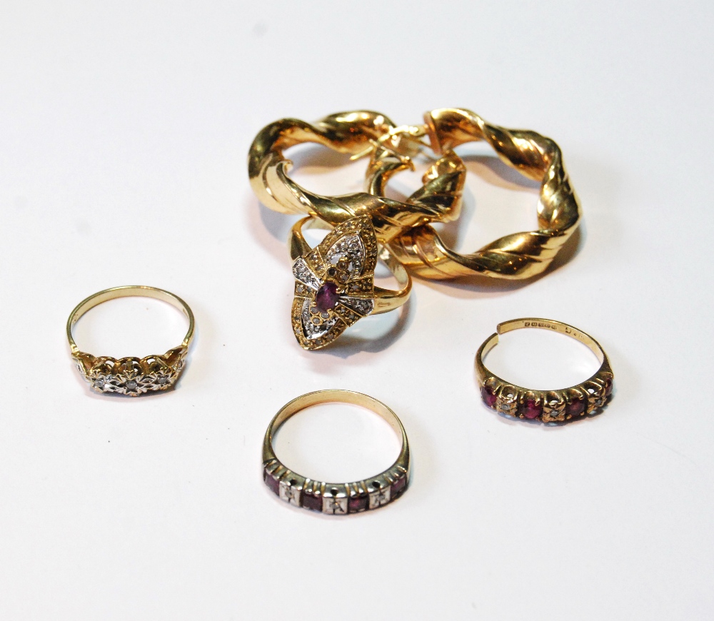 Four gem rings in 9ct gold and a pair of similar earrings.   (6)