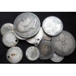 Small collection of pre-1920 silver coins. 58.9gm.