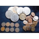 U.S.A. Small collection of coins including Indian Head cents.