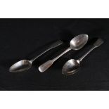 Set of three Irish silver rat tail table spoons of fiddle pattern by James Le Bas, Dublin 1827, 230g