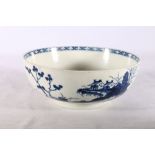 18th century crescent mark Worcester bowl with blue and white Oriental pattern, 21cm diameter