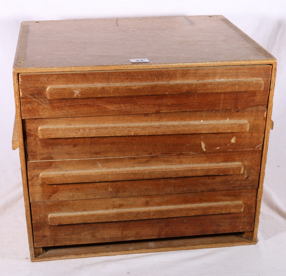 Meccano, a four drawer table top chest containing parts, four boxed outfits and various