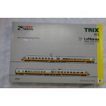 Trix HO scale model railways 22379 Lufthansa Elektro-Schnelltribwagen BR 403 boxed