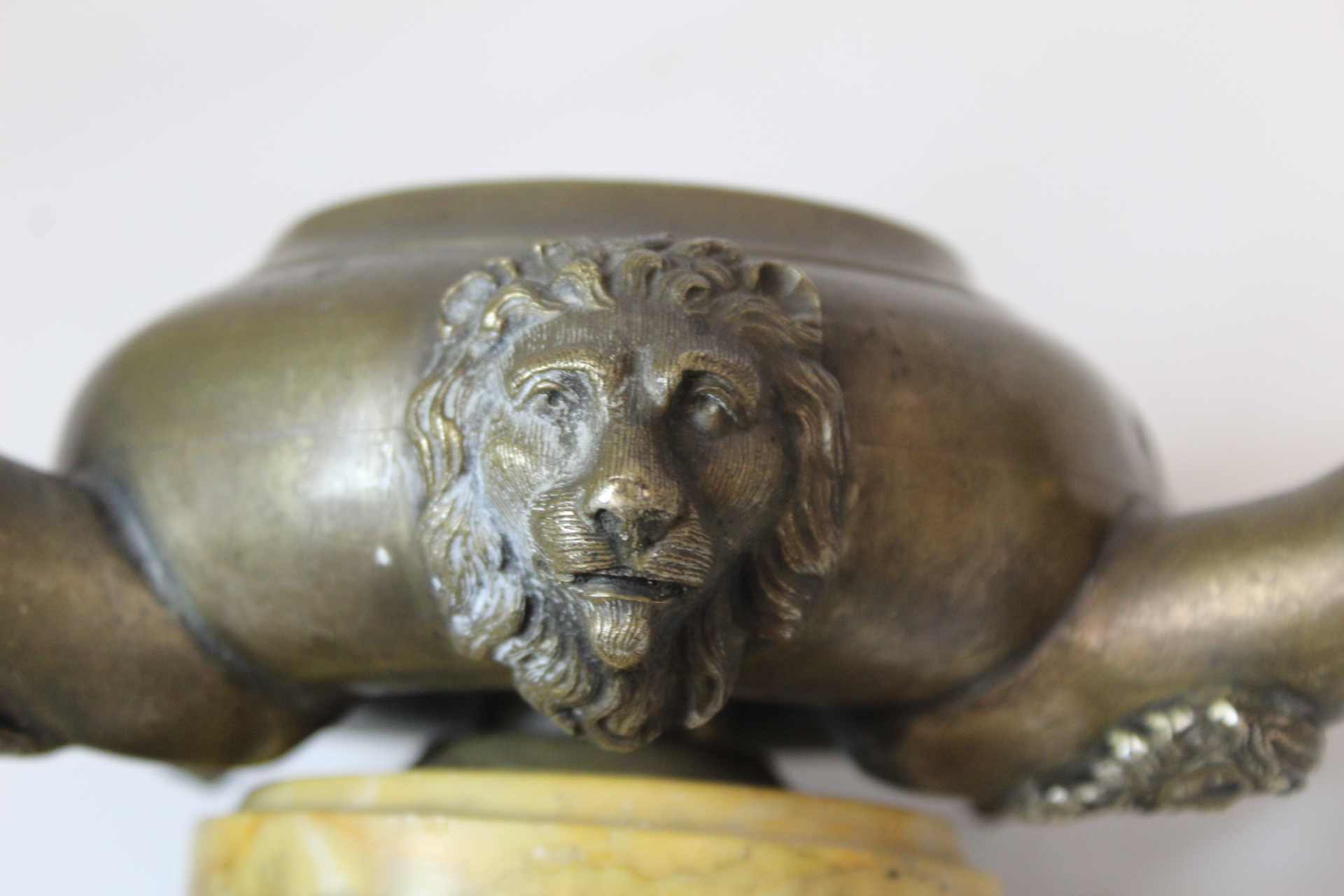 Bronze lamp base of squat circular form with three upturned spouts mounted on yellow marble plinth - Image 5 of 7