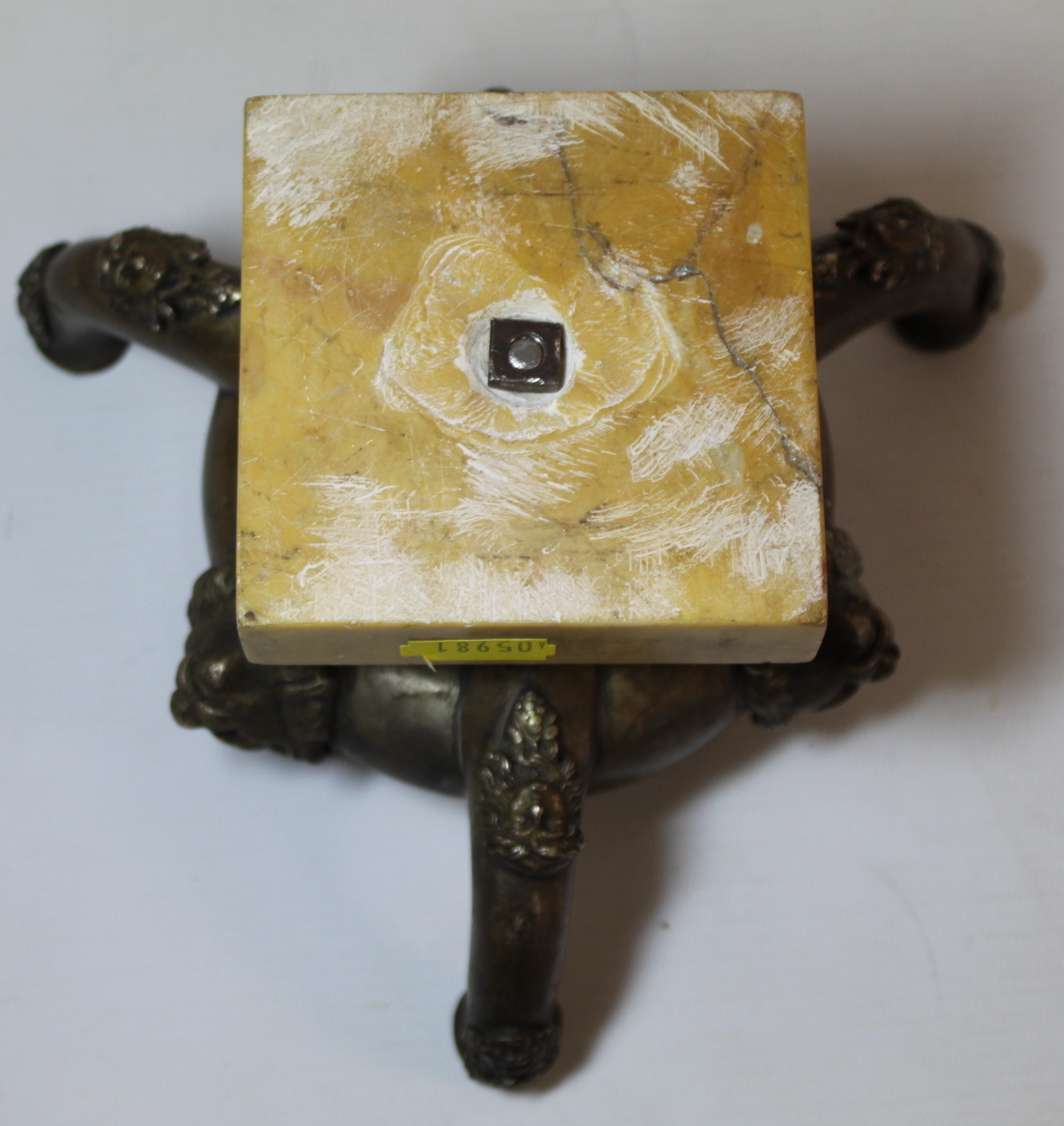 Bronze lamp base of squat circular form with three upturned spouts mounted on yellow marble plinth - Image 7 of 7