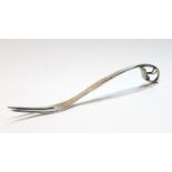 Georg Jensen silver pickle fork with two prongs, no. 21 pattern, Import Marks 1934, 13.5cm.