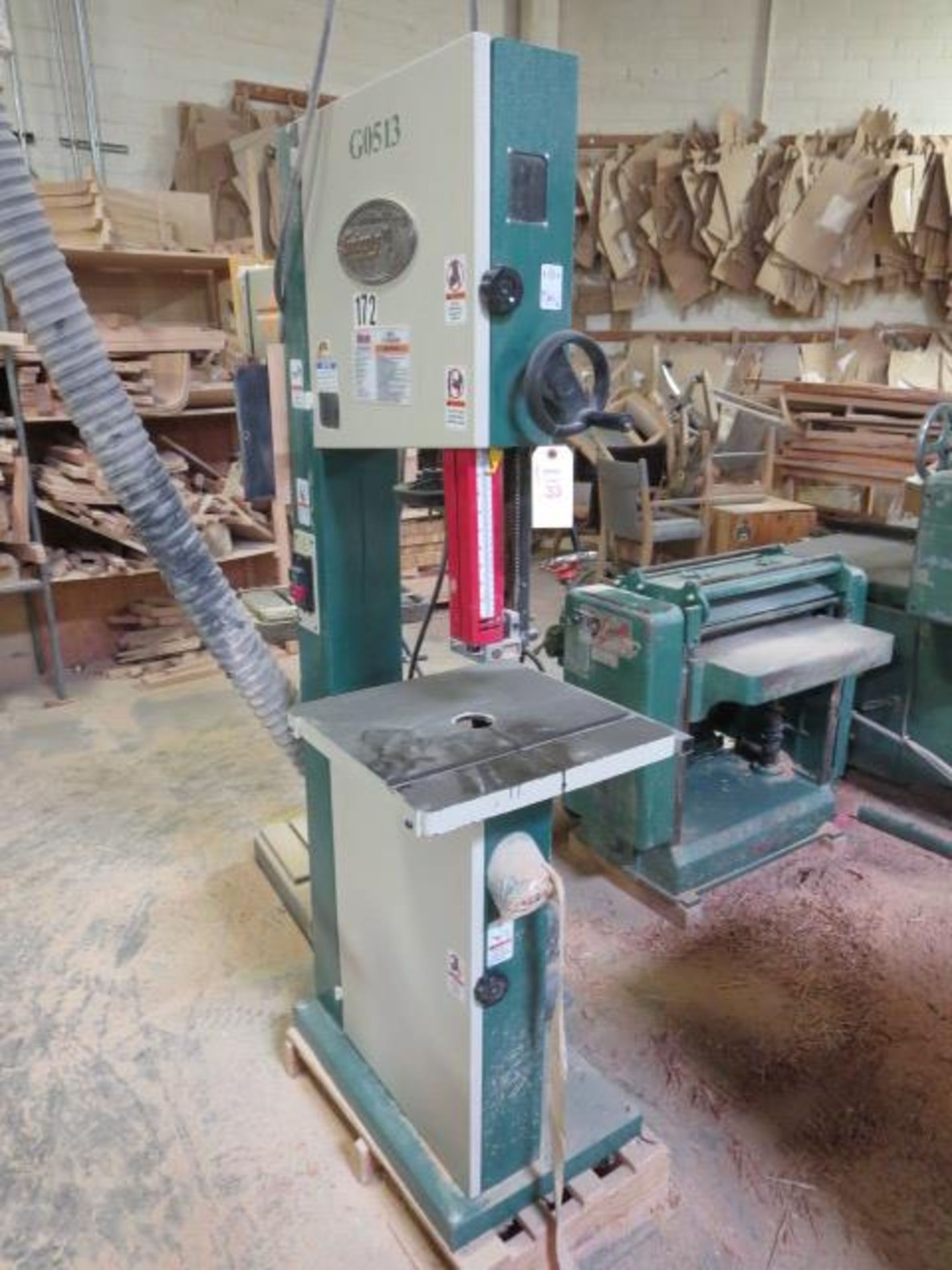 Grizzly 17in. Vertical Band Saw, model G0513