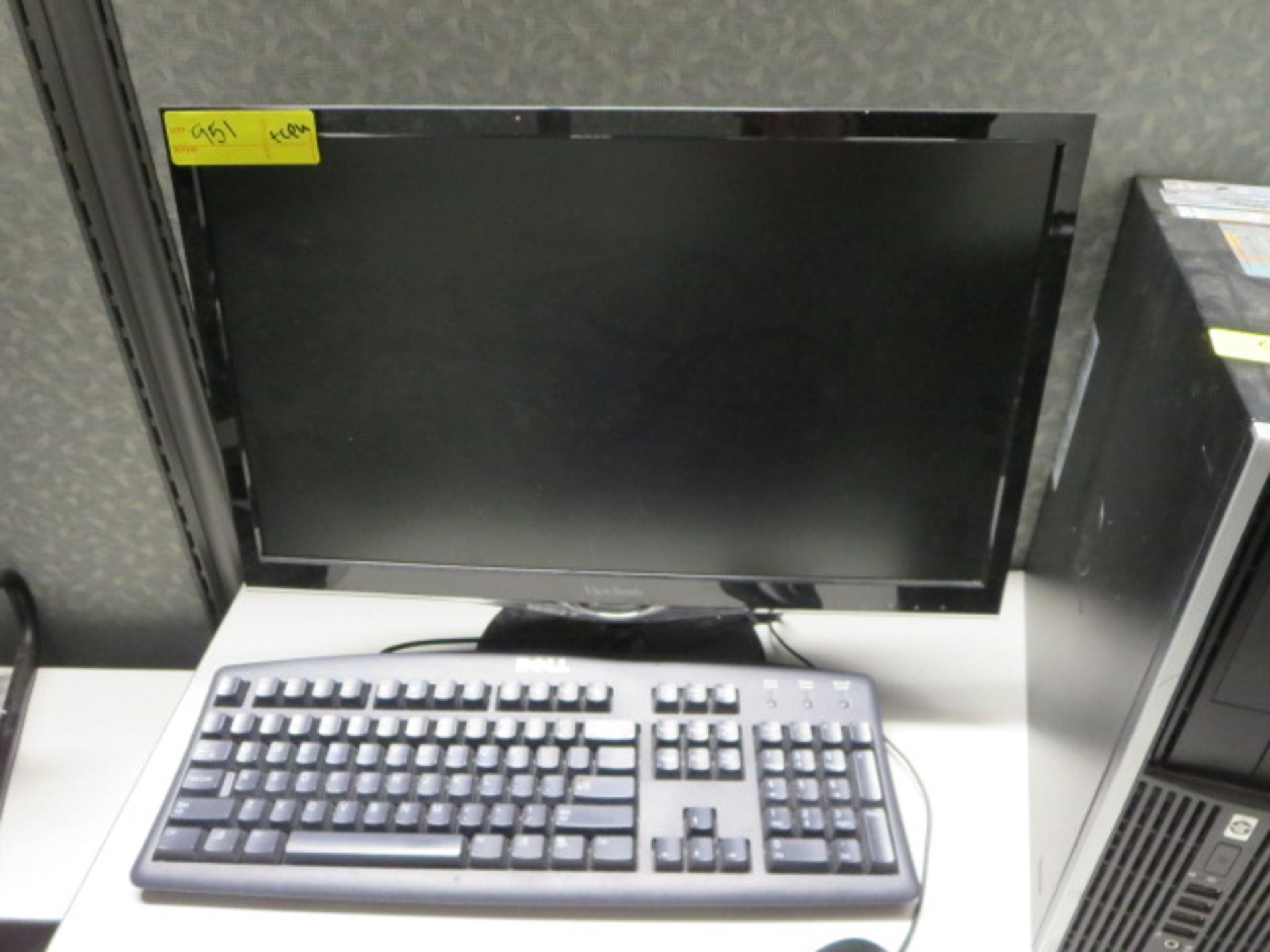 HP Compaq CPU, with Viewsonic 22in. Monitors - Image 2 of 2