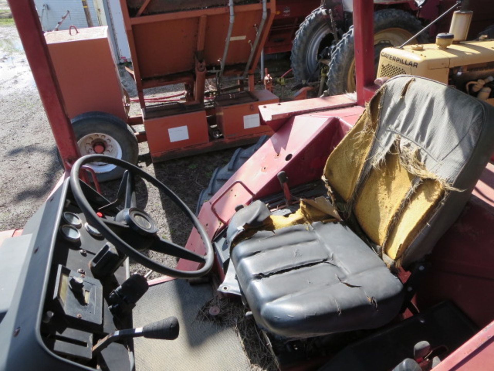 1983 International Harvester Hydro 186 Tractor 2WD, 150HP, S/N U9573 - Image 6 of 13