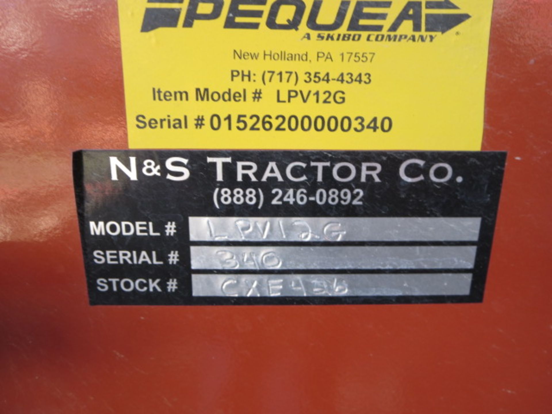 2016 Pequea Orchard Spreader Model LPV12G S/N 240; sale is subject to confirmation - Image 15 of 15