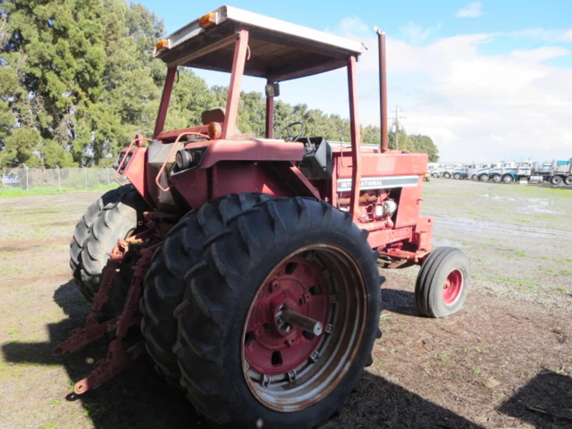 1983 International Harvester Hydro 186 Tractor 2WD, 150HP, S/N U9573 - Image 3 of 13