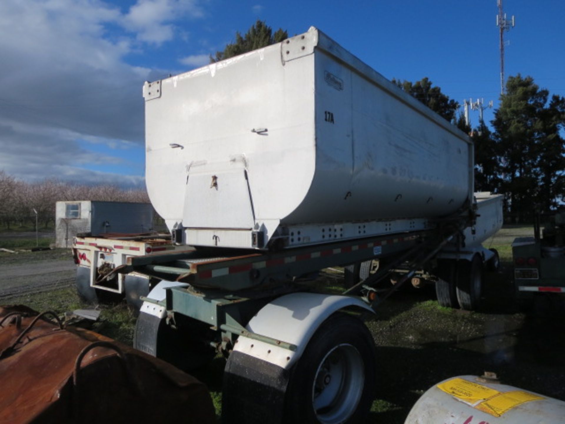 2000 Wellco Transfer Trailer, VIN 1W9PC32D4YD020444