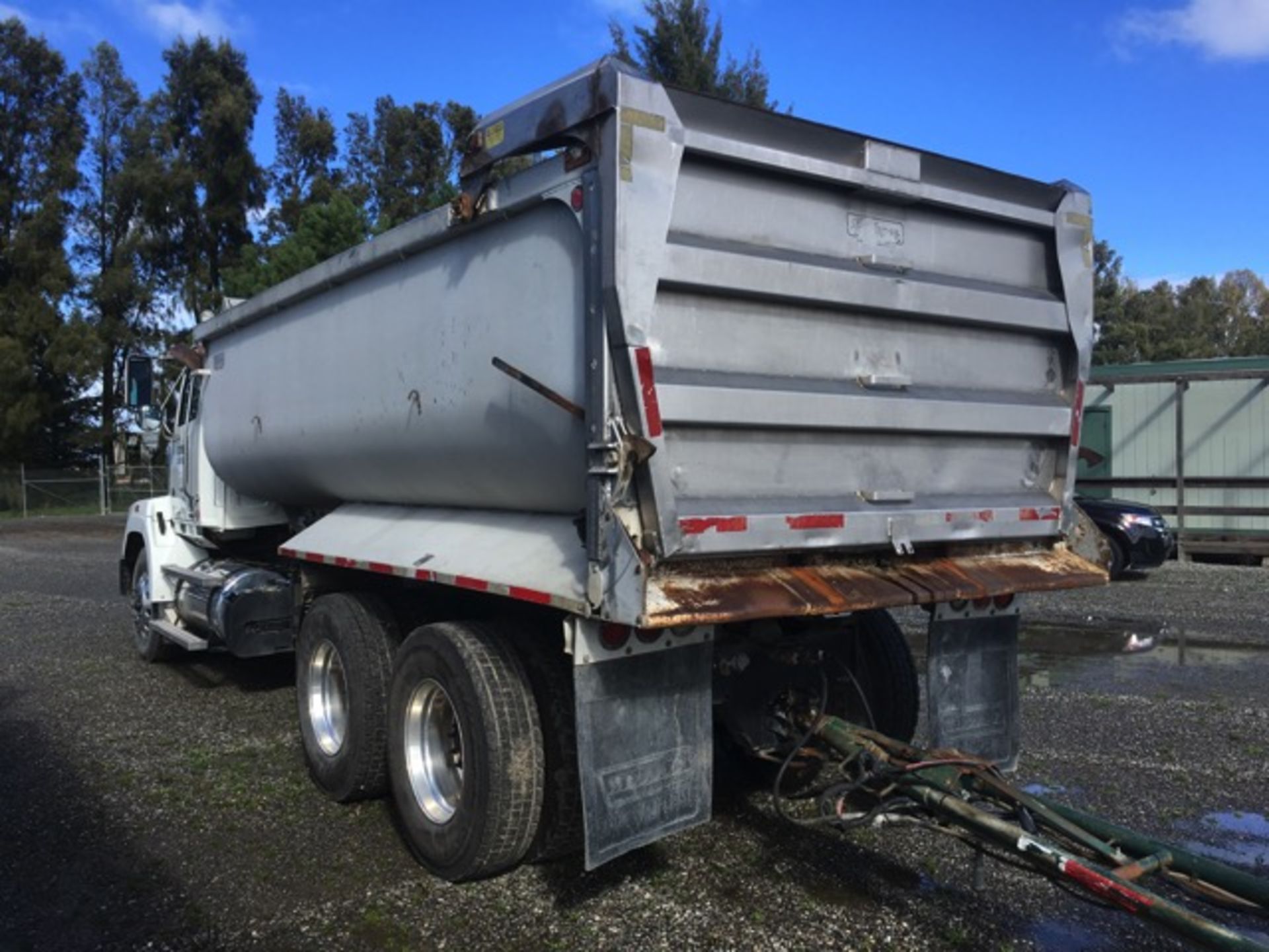 2018 Western Star 4700 SB Transfer Truck, Auto Trans, Air Ride Suspension, Tri Axle, Left Hand - Image 4 of 42