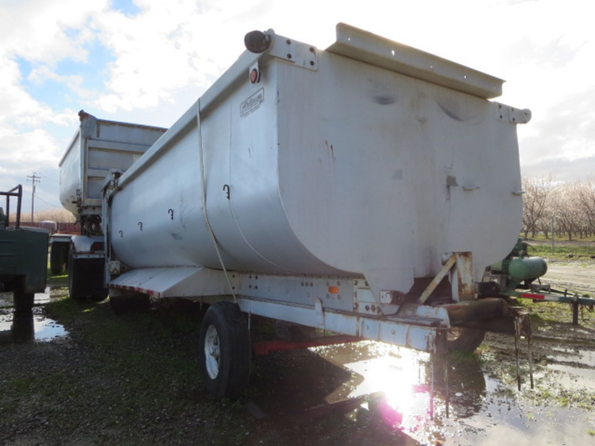 Reliance Roll Off Dump Bin S/N 861008