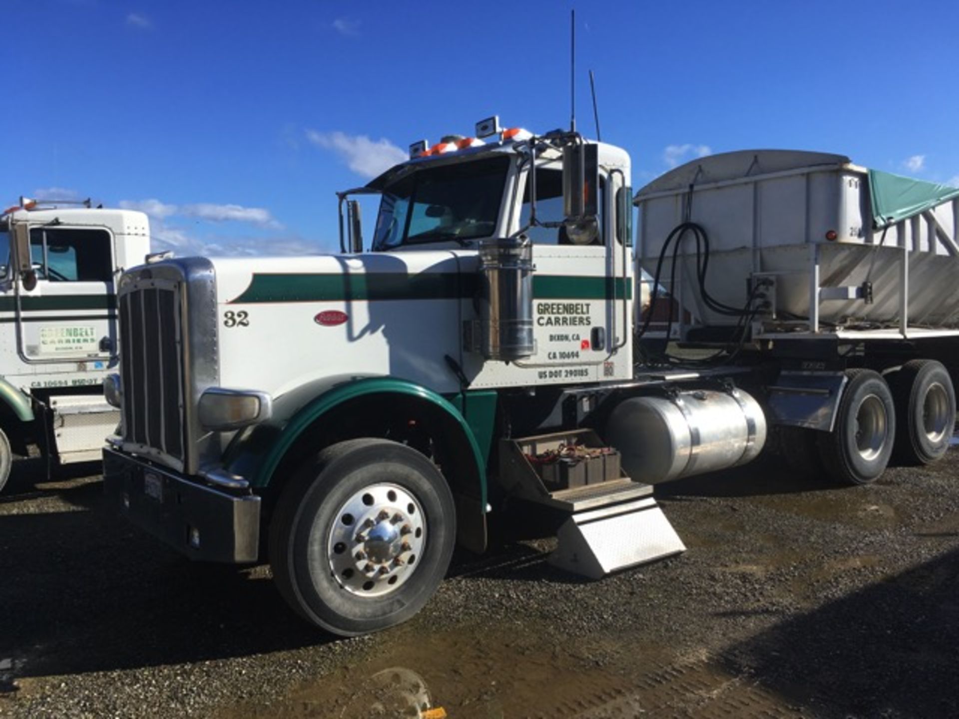 2009 Peterbilt 388 Truck Tractor, L6 14.9L Cummins IXS Diesel Engine, 6 X 4 Driveline, Air Brakes, - Image 3 of 36