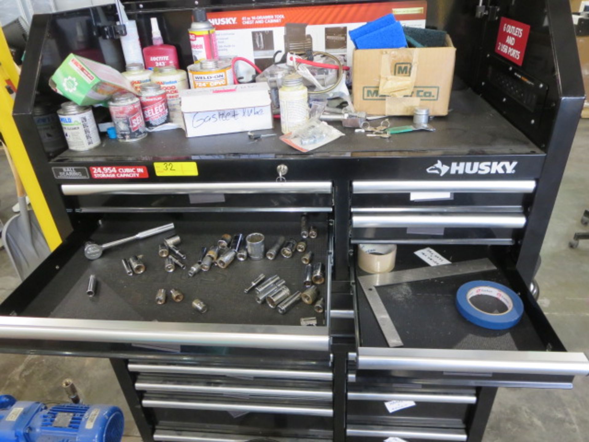 Husky Top & Bottom Toll Box Packed w/Tools Socket Sets, Wrenches, Mallets, Screw Driver, Mechanic - Image 5 of 7