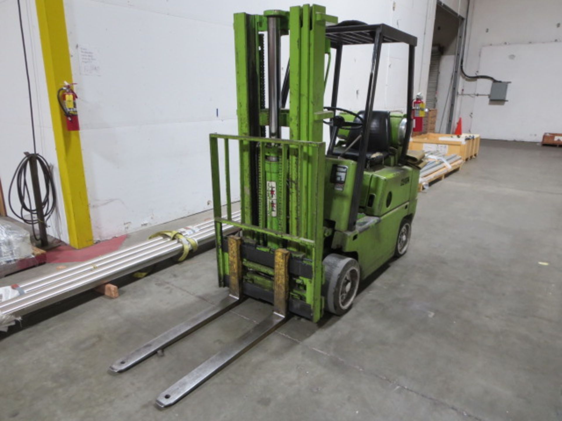 *DELAYED PICKUP* Clark LP Forklift, Orops, 3 Stage Mast, Side Shift, 3392HOS, 41”L x 4”W Forks,