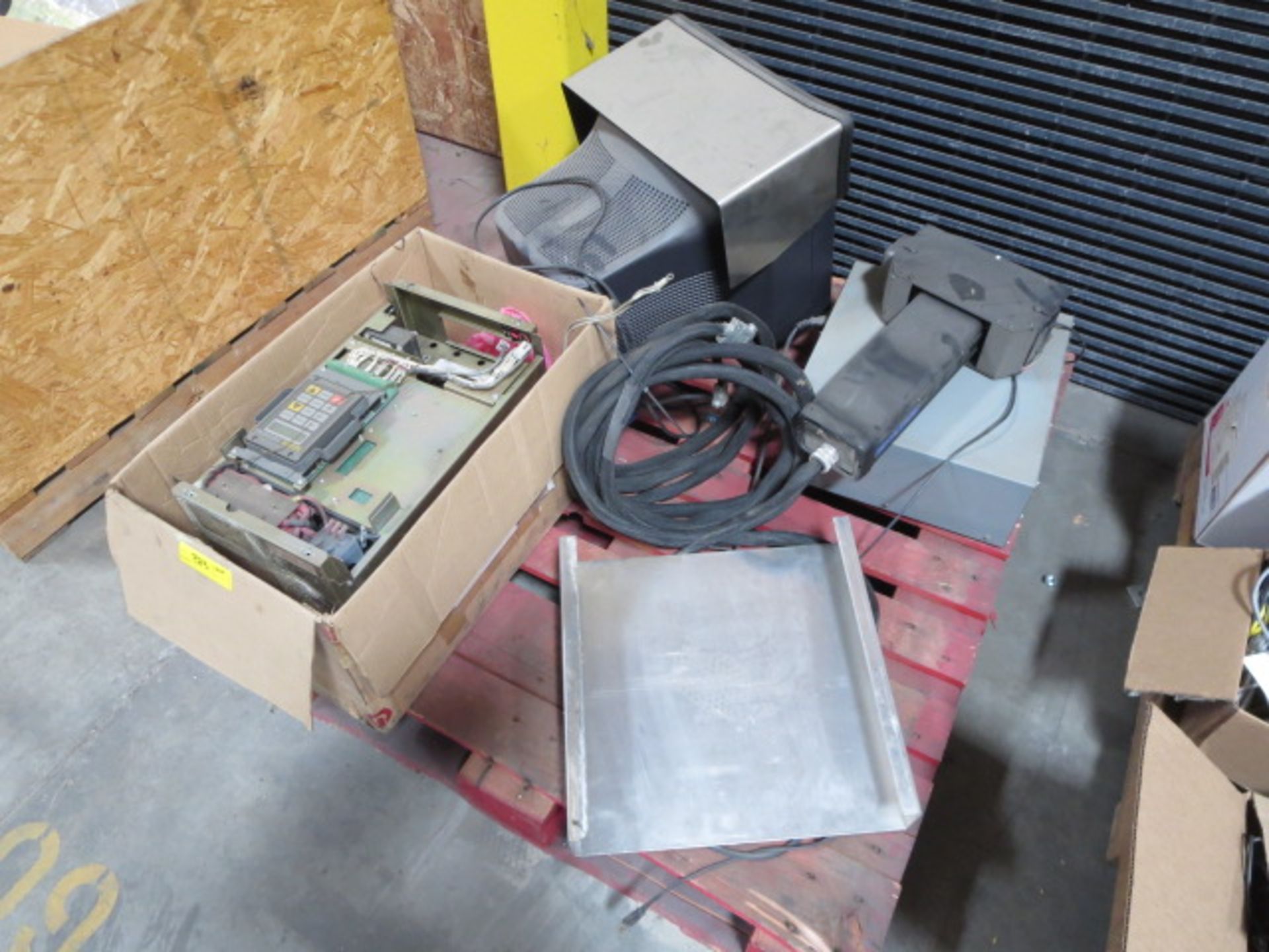 Lot of Assorted Machine Components, Contents of Pallet