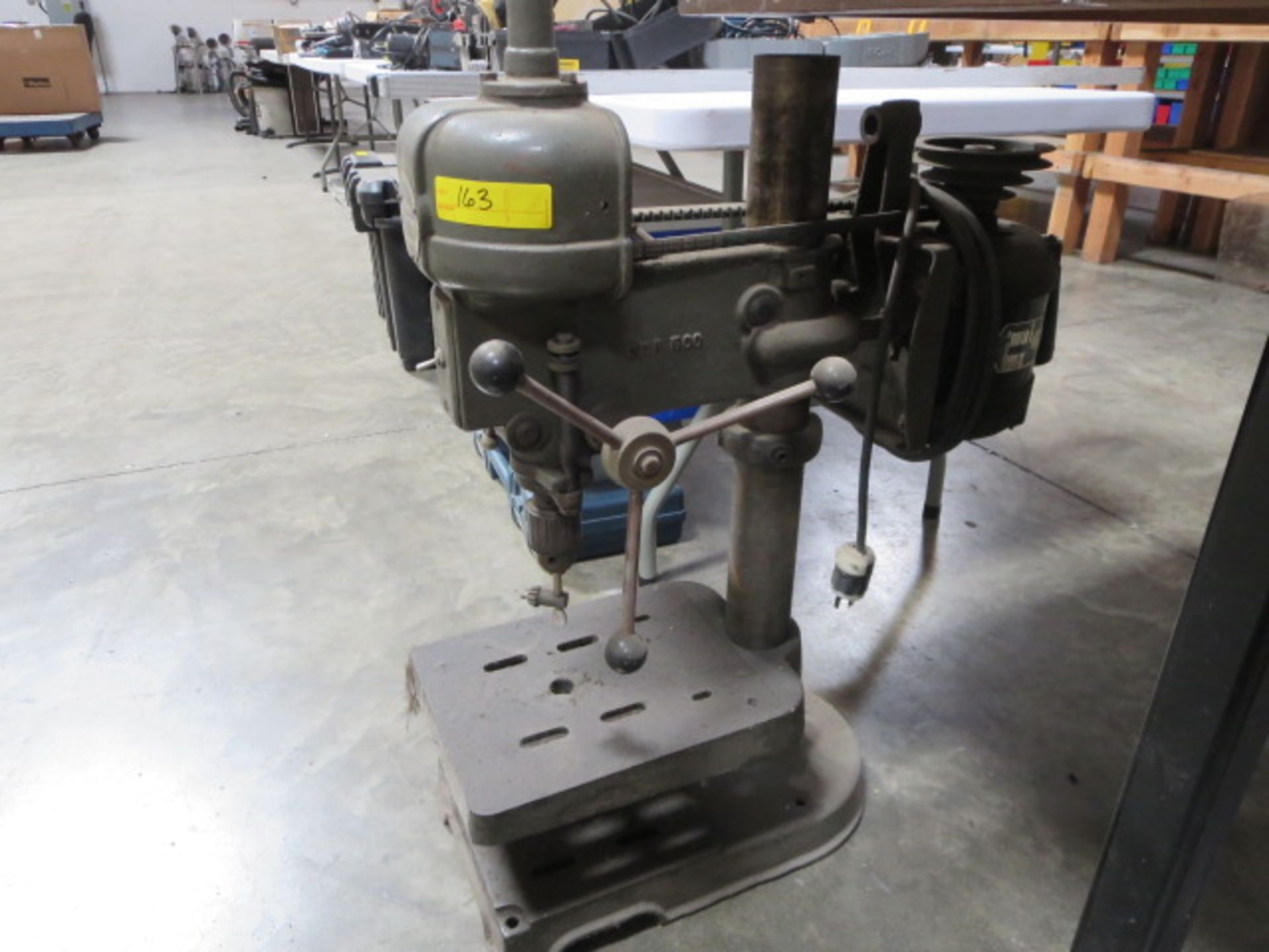 Walker Turner Drill Press, model CDP500, sn 52DA4A