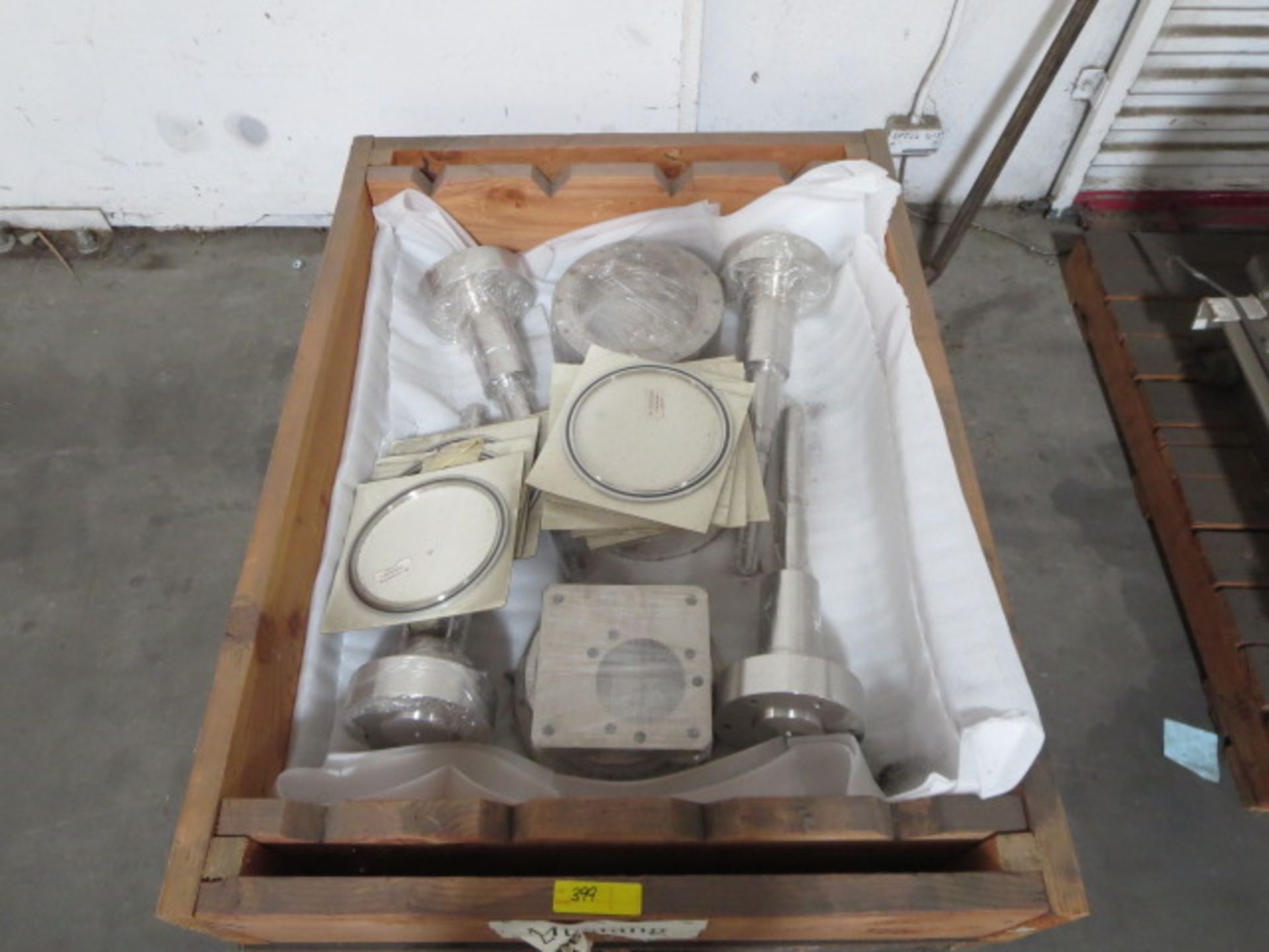 Lot of Assorted Machine Components, Contents of Pallet