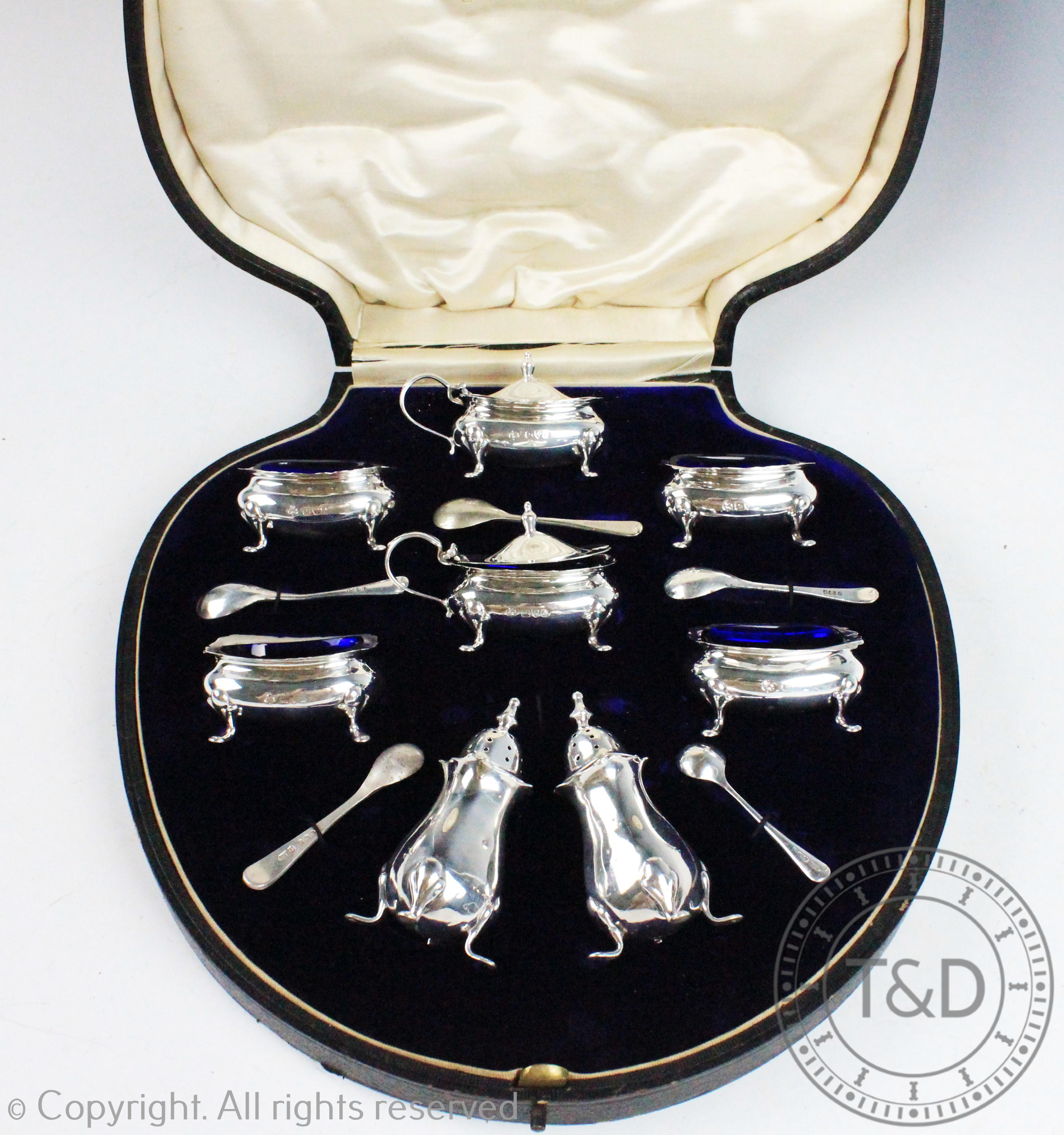 A silver condiment set Chester 1914, comprising; two pepperettes, four open salts, - Image 2 of 2