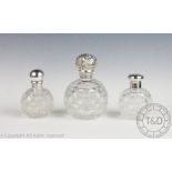 A Victorian silver mounted scent bottle and cover Sampson Mordan & Co London 1896, 11cm high,