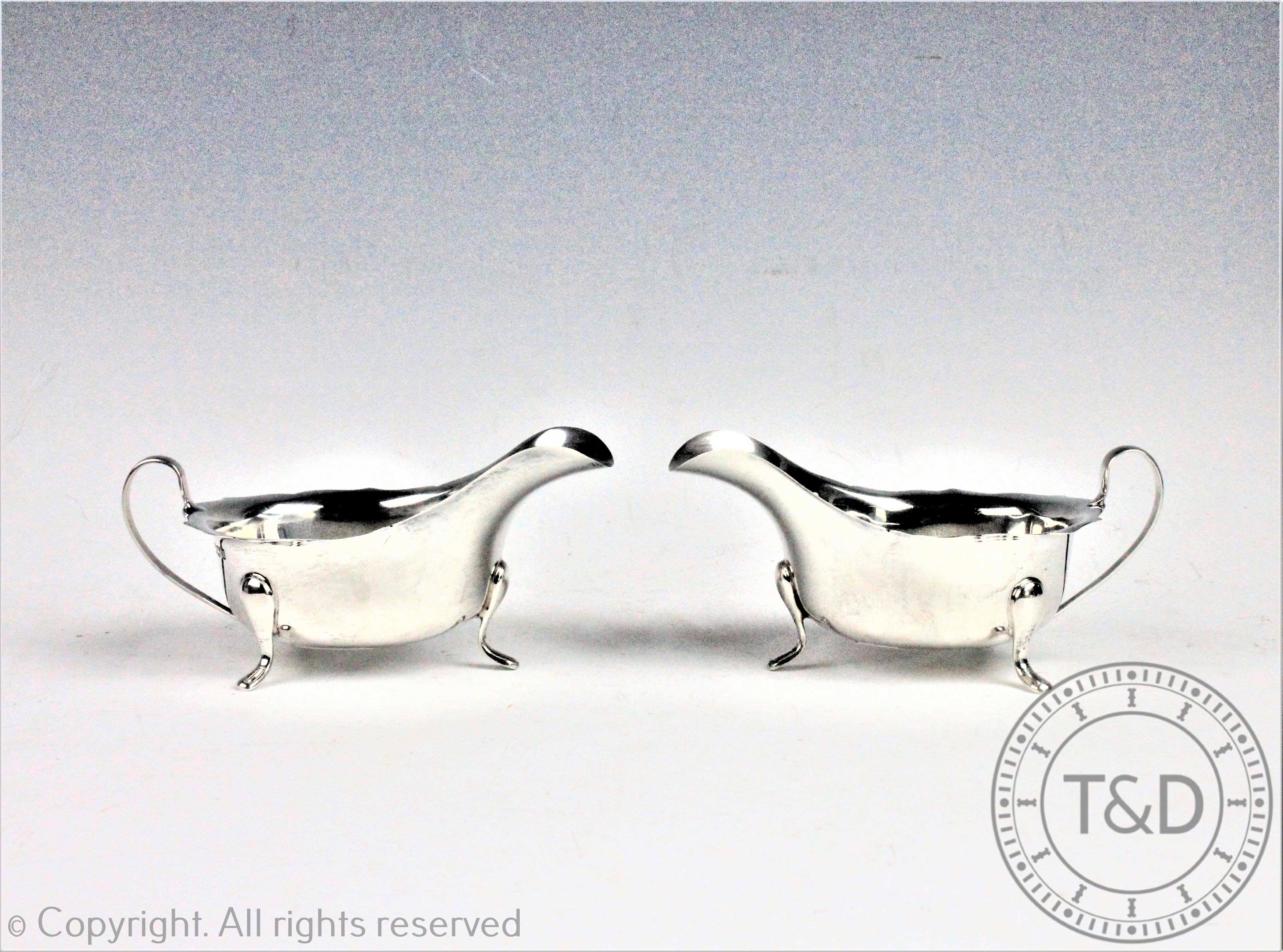 A pair of George III style silver sauce boats, Viners Ltd, Sheffield 1954,