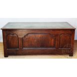 An enclosed front counter/desk,