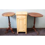 An early 19th century provincial ash oval table, on tripod base, 67cm H,