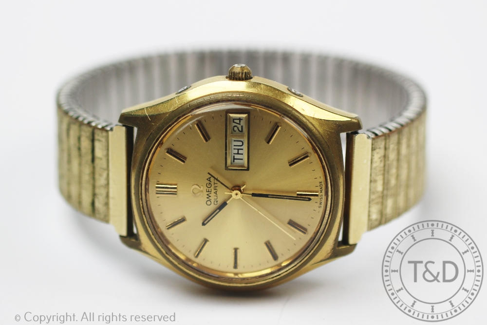 A gentlemans gold plated Omega wristwatch, baton dial with date and day apertures, - Image 2 of 2