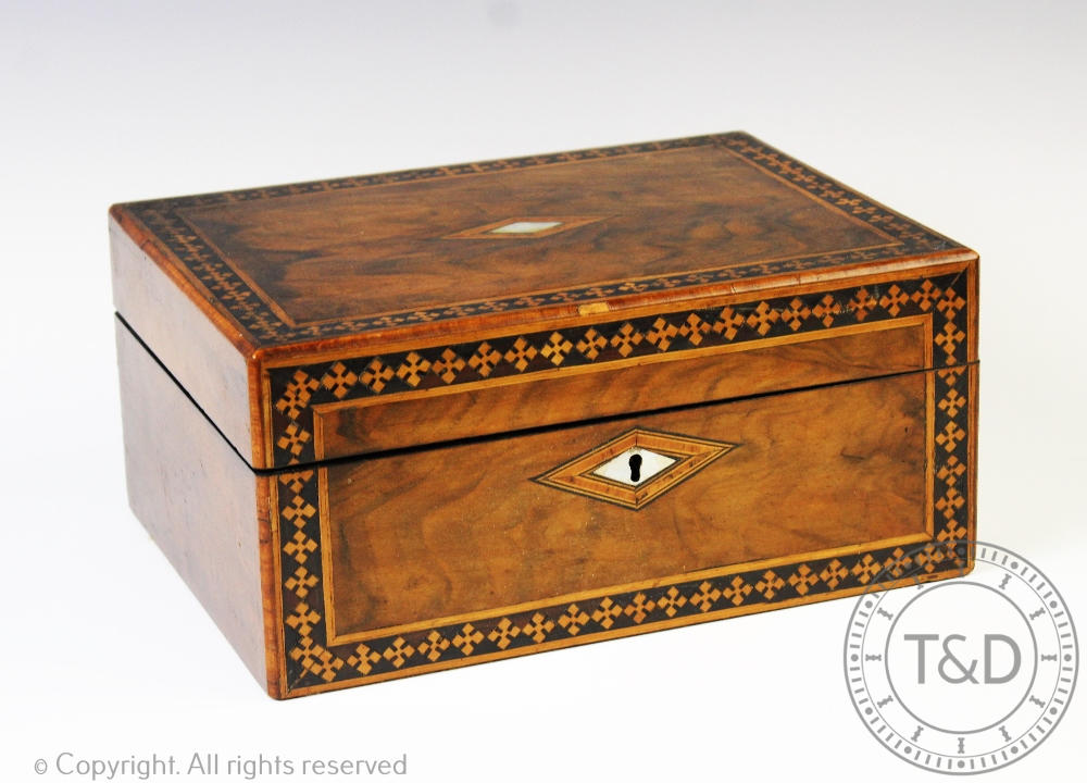 A Victorian inlaid walnut work box, 14cm H x 30cm W x 22cm D,