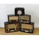 Five vintage bakelite radios (5) CONDITION REPORT: This lot is sold as decorative
