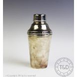 A silver cocktail shaker, Cooper Brothers & Sons Ltd, Sheffield 1931,