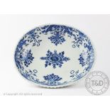 A late 18th/early 19th century Chinese porcelain blue and white dish,