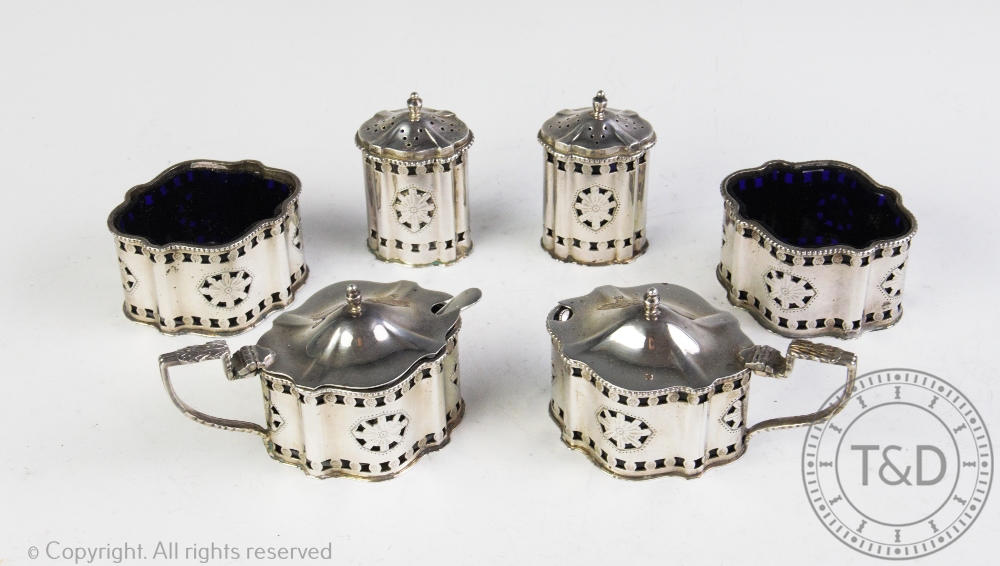 A silver six piece condiment set, S J Rose & Son, Birmingham 1971/73, comprising; two open salts,