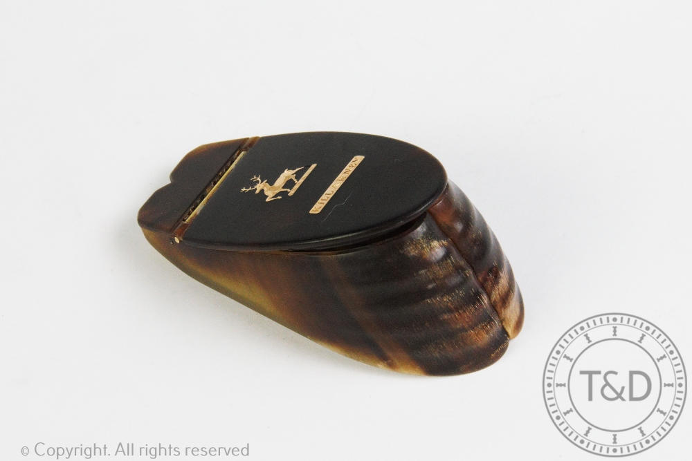 A 19th century Irish hoof snuff box,