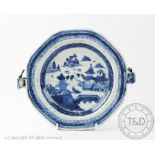 A Chinese porcelain blue and white warming dish, late 18th/early 19th century,