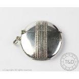 A novelty silver vesta, Sampson Mordan & Co, Chester 1906, designed in the form of a cricket ball,