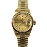 A lady's 18ct yellow gold Rolex Oyster perpetual date-just wristwatch,