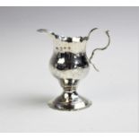 A George III silver cream jug,
