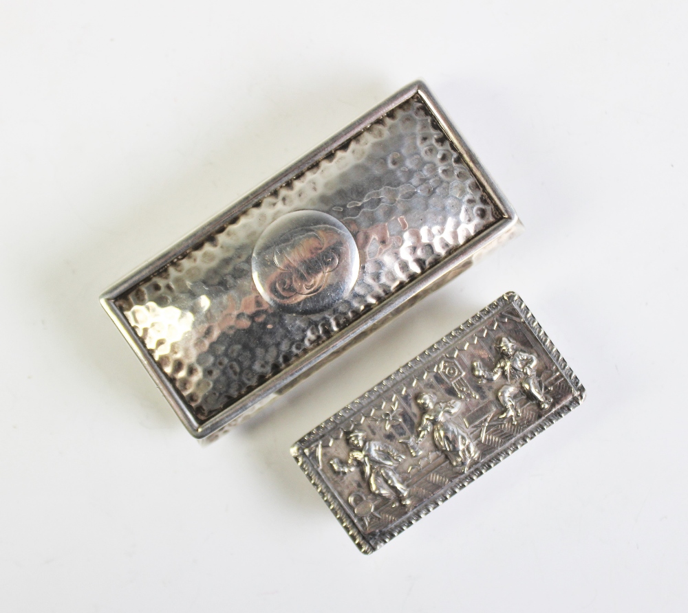 An Edwardian silver snuff box, - Image 2 of 2