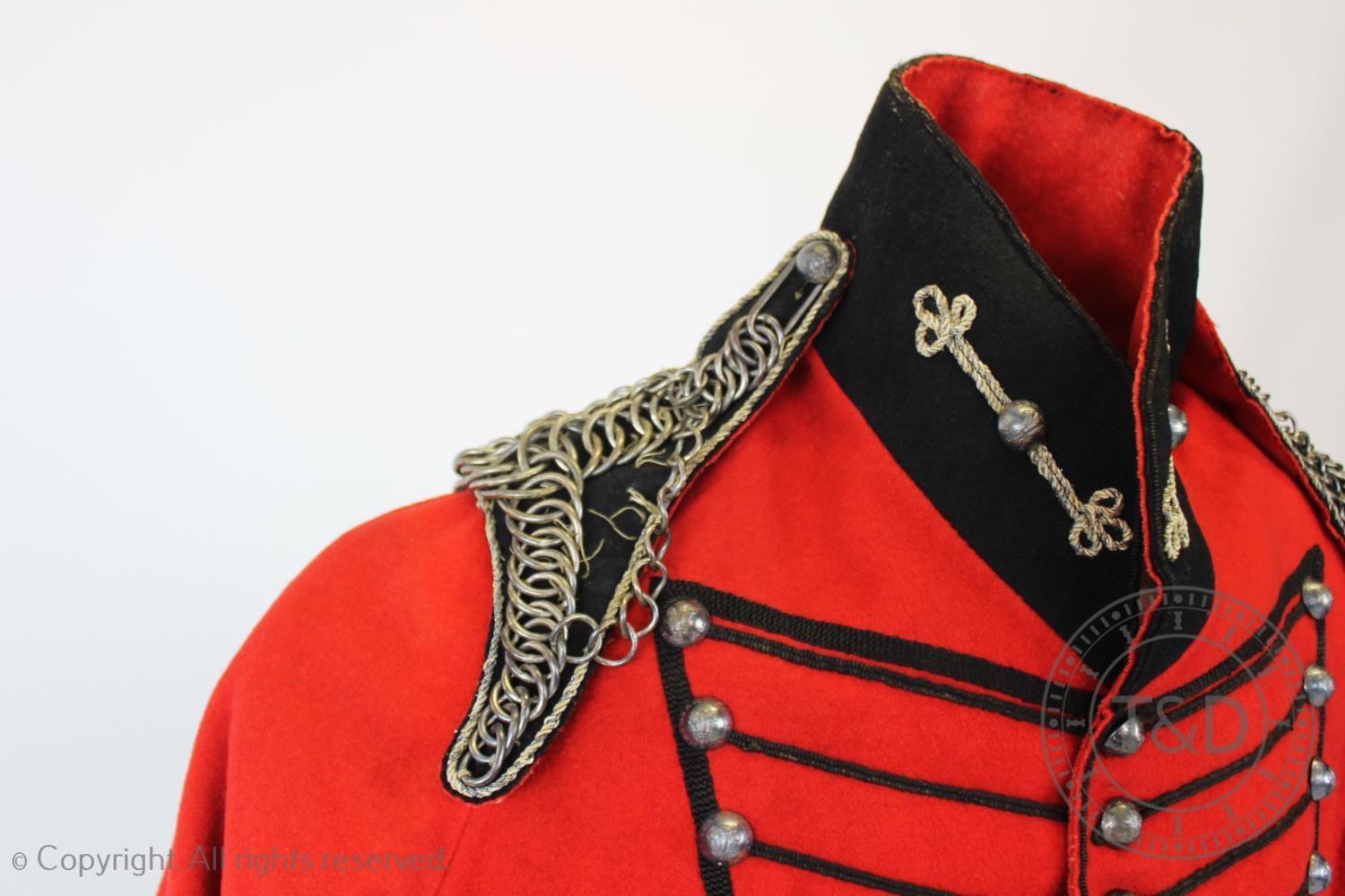 An early 20th century Cheshire Cavalry jacket and associated trousers, the jacket with navy braiding - Bild 2 aus 5